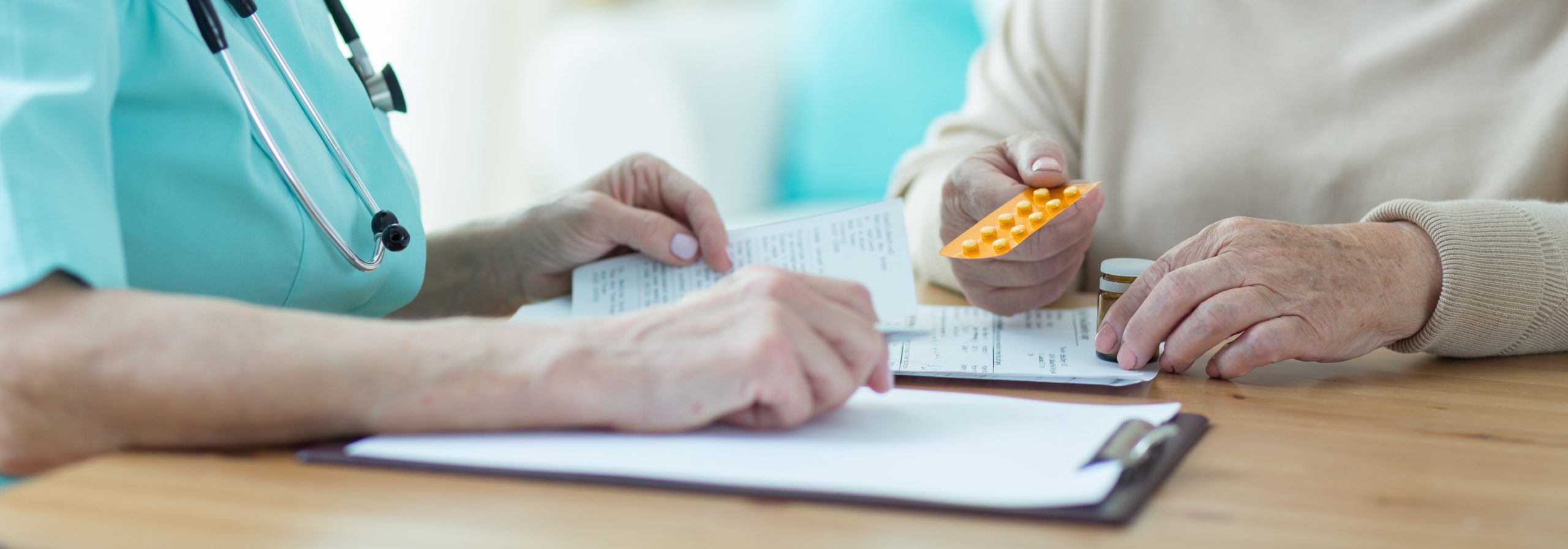 νοσηλευτής